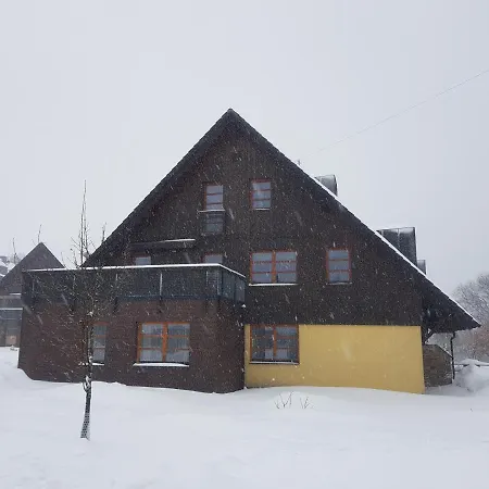 S Terasou Apartmán *